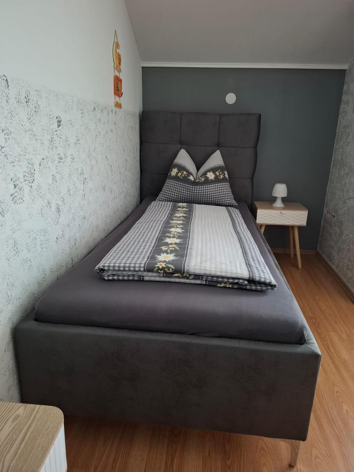 Apartman Sofia Zupanja Exterior foto